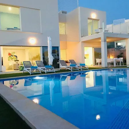 Gran Paradise Villa